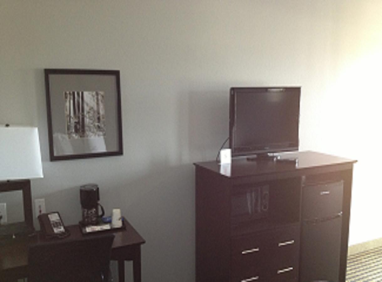 Super 8 By Wyndham Mansfield La Otel Oda fotoğraf